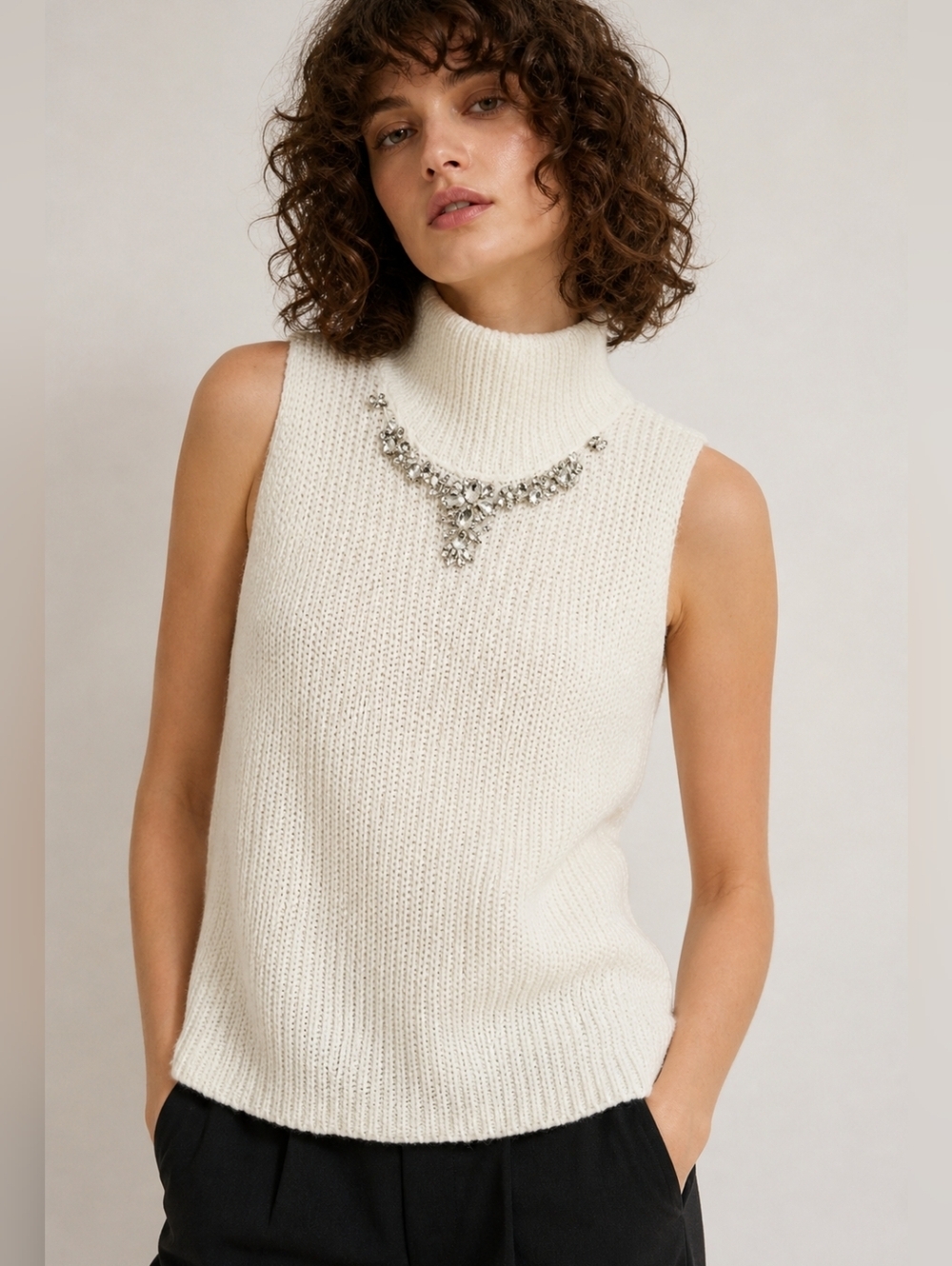 French Connection Embellished Sleeveless Turtleneck Sweater – Ivory (NWT, XS)